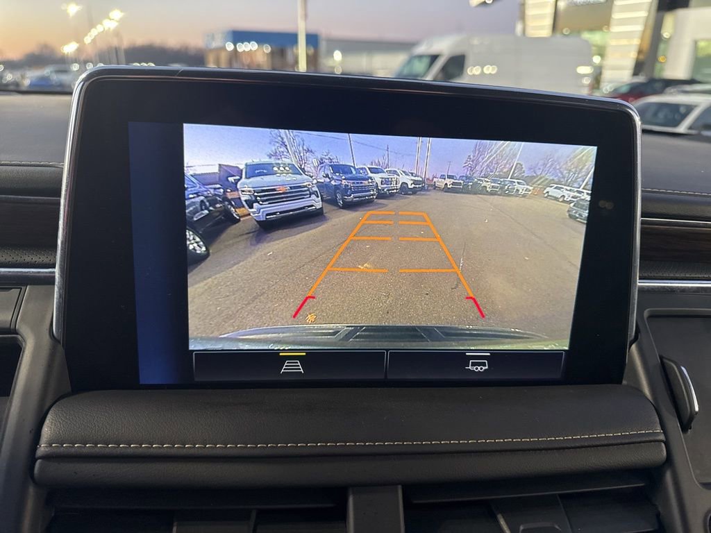 Used 2023 Chevrolet Suburban Premier image 26