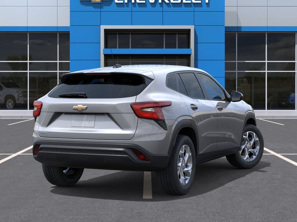New 2026 Chevrolet Trax LS w/ LS Convenience Package FWD image 4