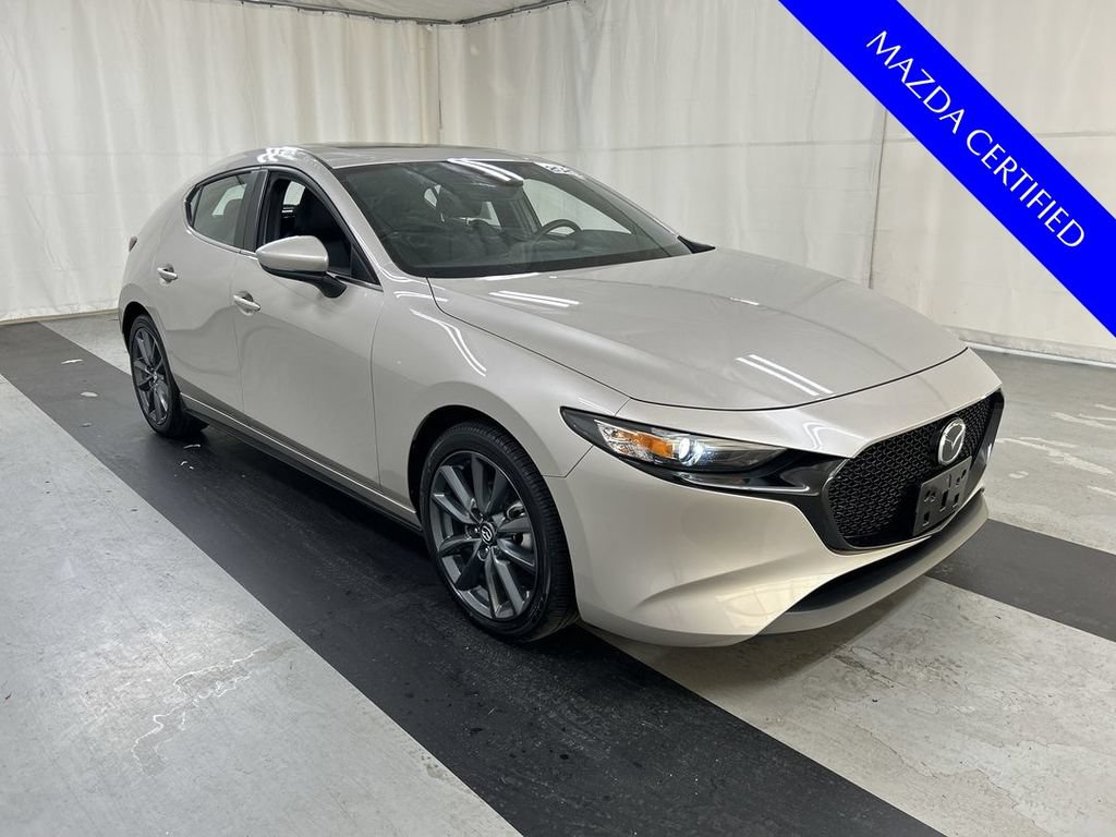 Used 2025 MAZDA MAZDA3 s FWD image 1