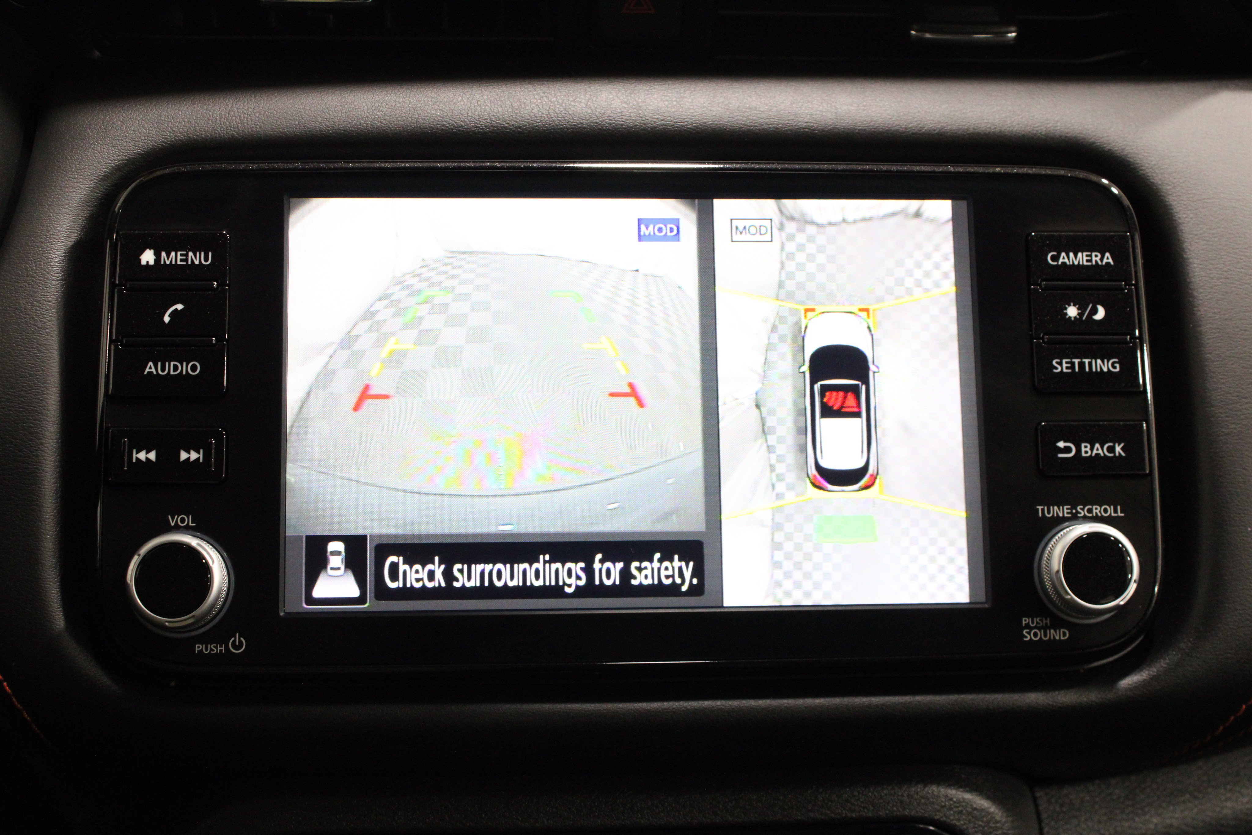 Used 2023 Nissan Kicks SR w/ SR Premium Package FWD image 14