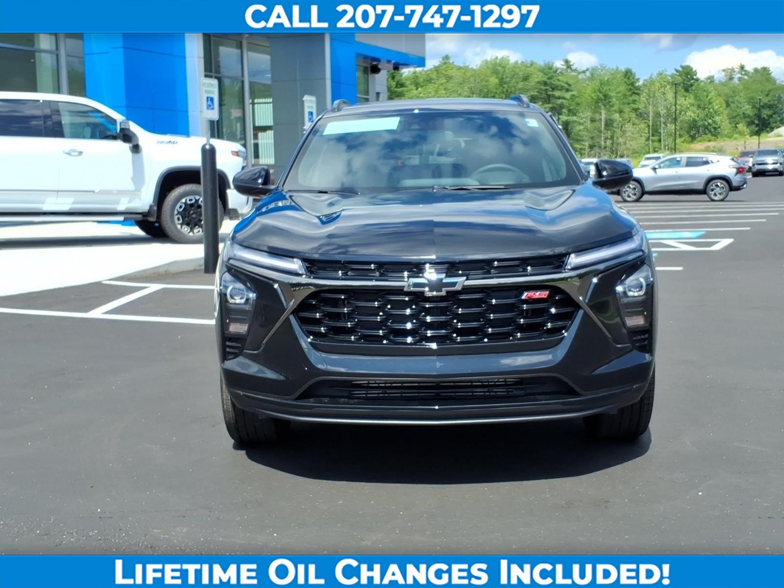New 2026 Chevrolet Trax RS w/ Sunroof Package FWD image 2