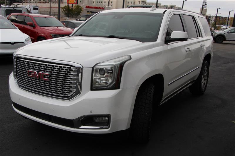 Used 2016 GMC Yukon Denali w/ Open Road Package AWD/4WD image 4