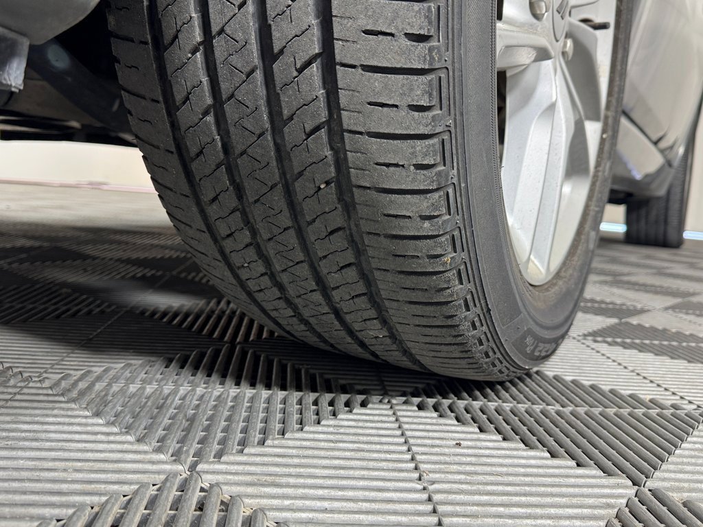 Used 2023 Dodge Durango GT image 11