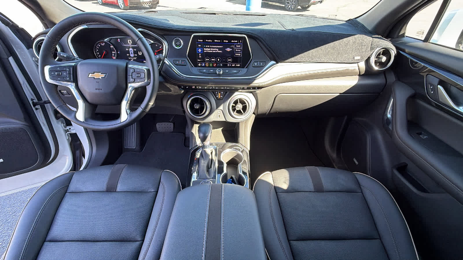 Used 2022 Chevrolet Blazer Premier w/ Enhanced Convenience Package AWD/4WD image 26