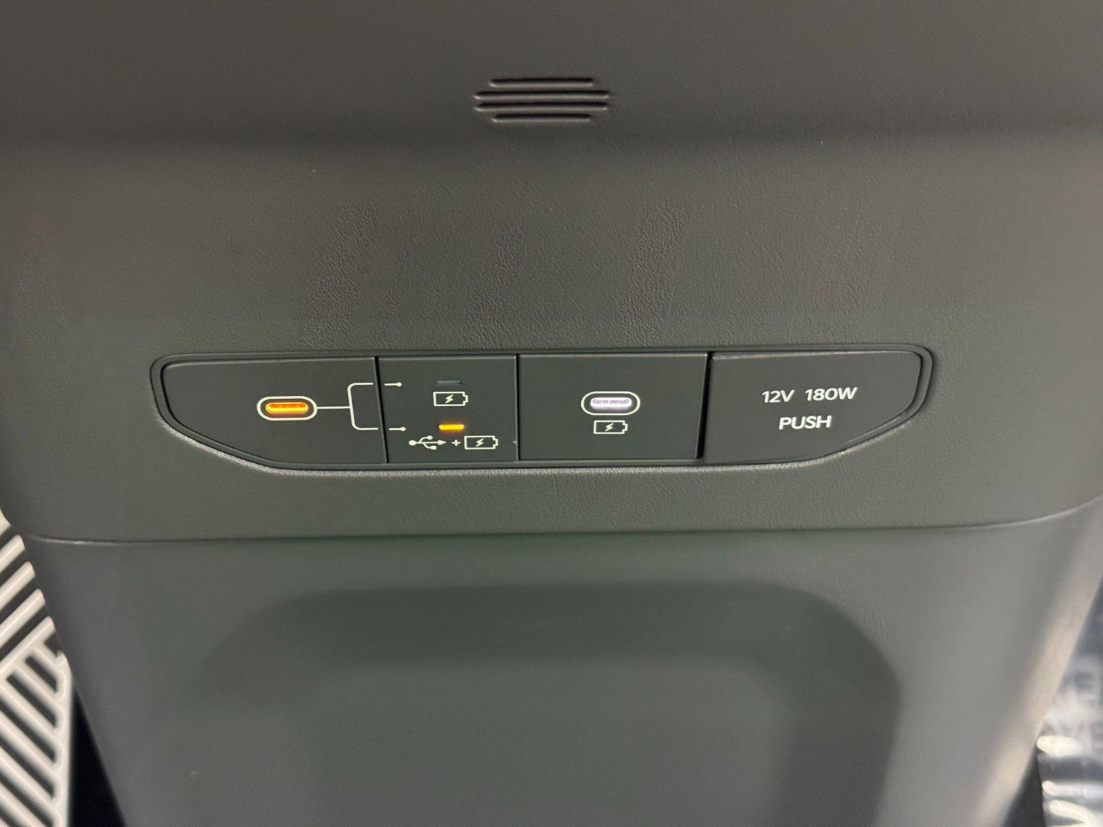 Used 2025 Kia EV9 GT-Line image 32