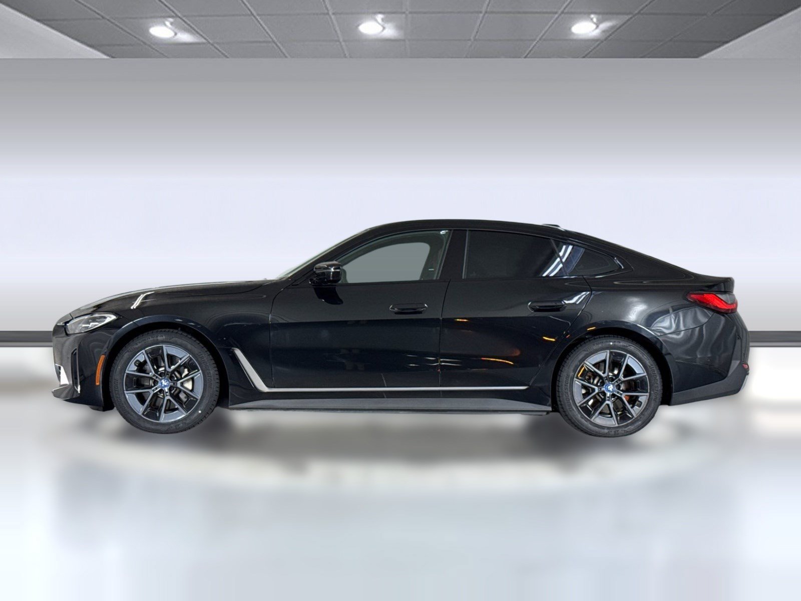 Certified 2023 BMW i4 eDrive40 w/ Premium Package RWD image 2