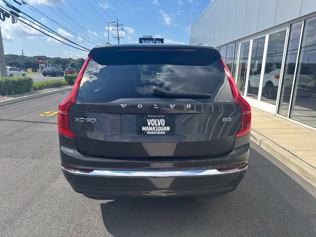 Certified 2024 Volvo XC90 B5 Plus AWD/4WD image 4