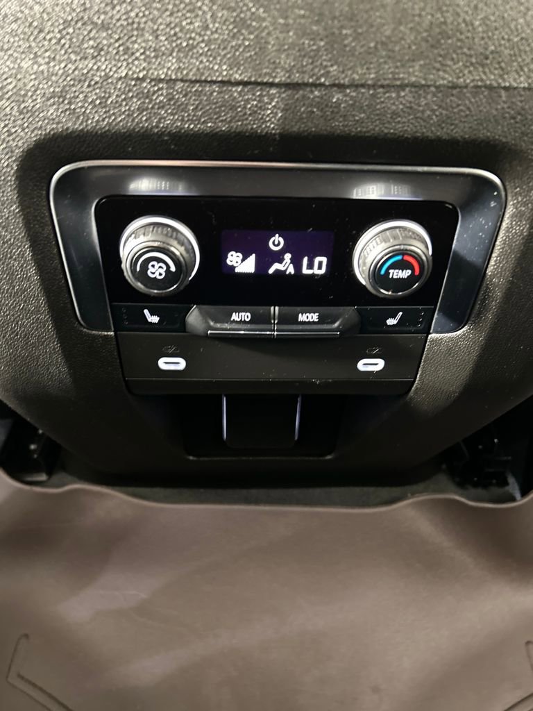 Certified 2024 Chevrolet Tahoe High Country image 31