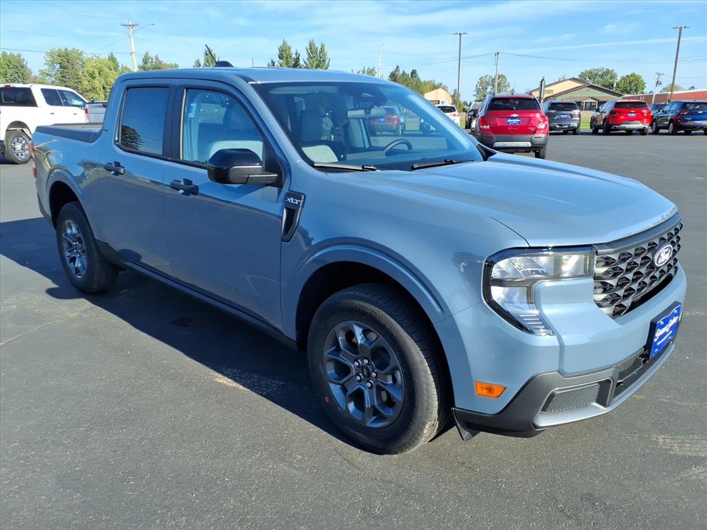 New 2025 Ford Maverick XLT image 8