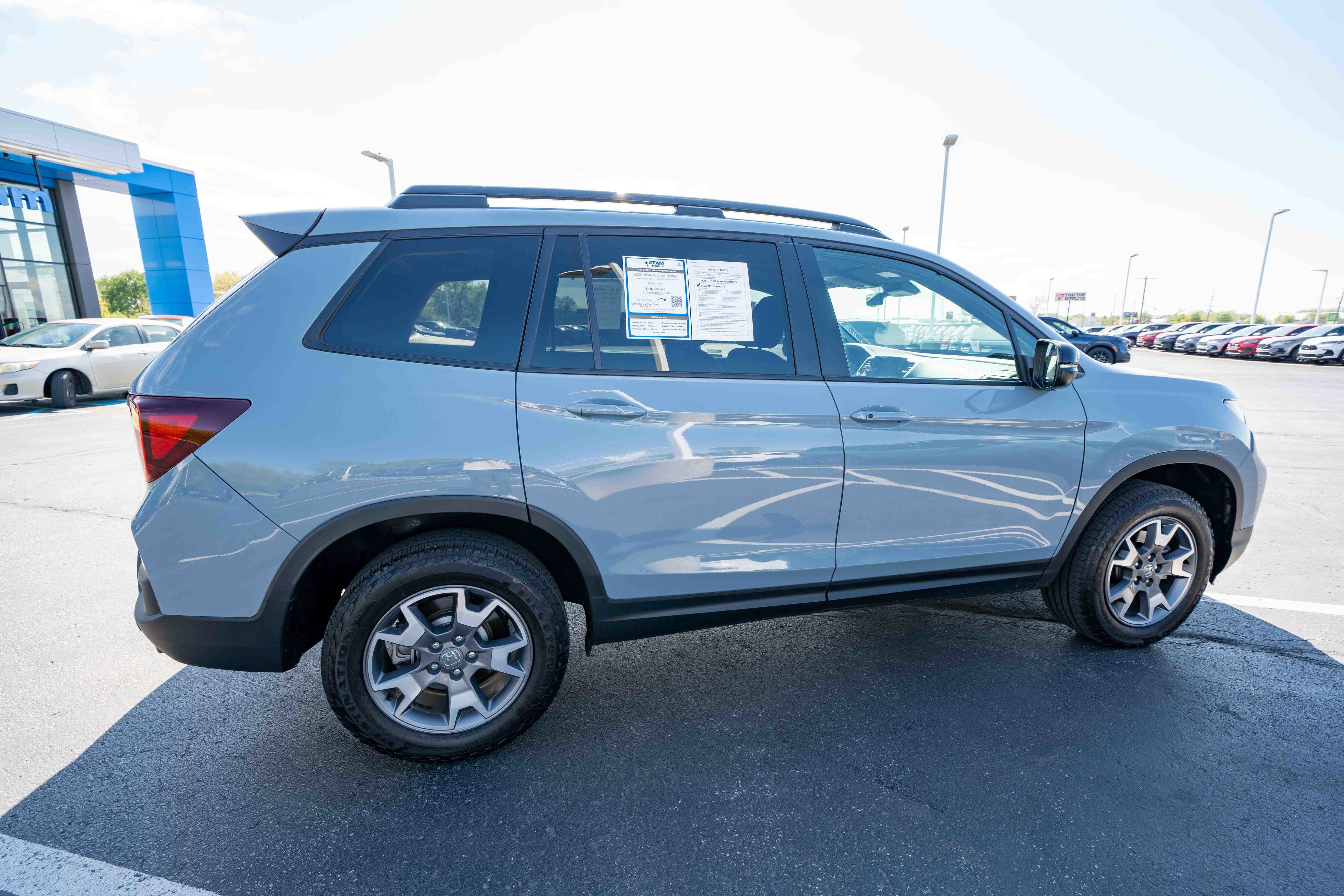 Used 2023 Honda Passport TrailSport image 6