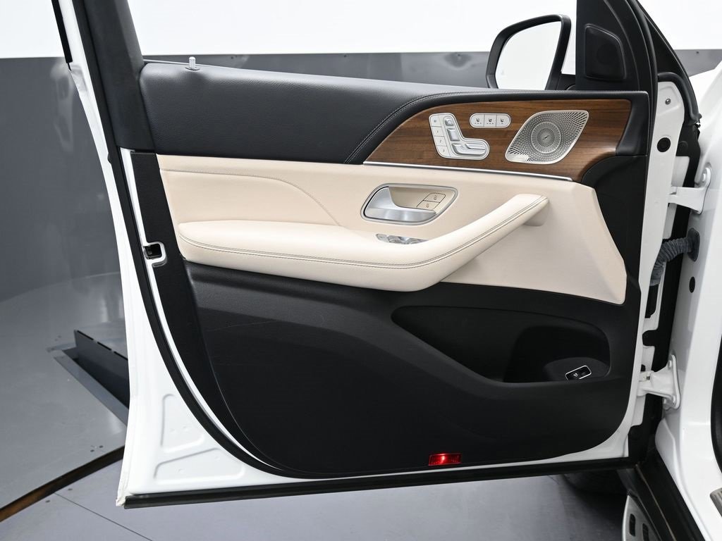 Used 2022 Mercedes-Benz GLS 450 GLS 450 image 50