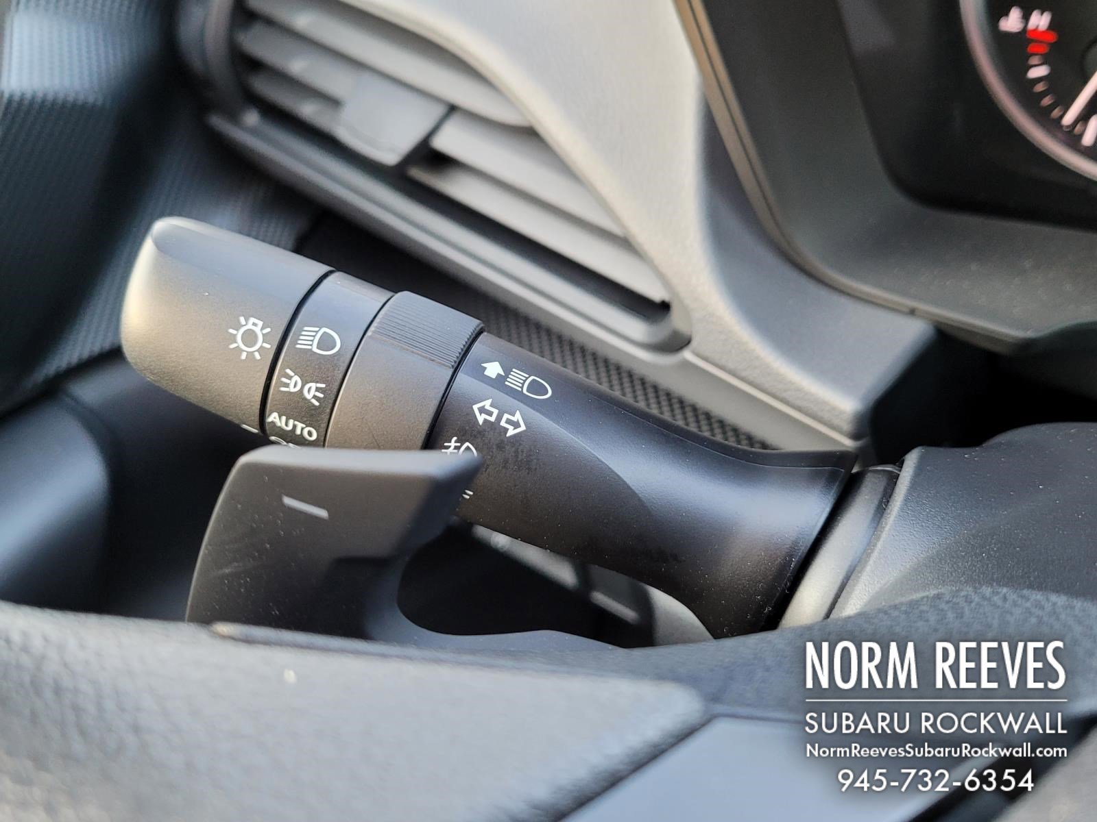 Certified 2025 Subaru Crosstrek 2.5i Premium w/ Crosstrek Mirror Package image 31