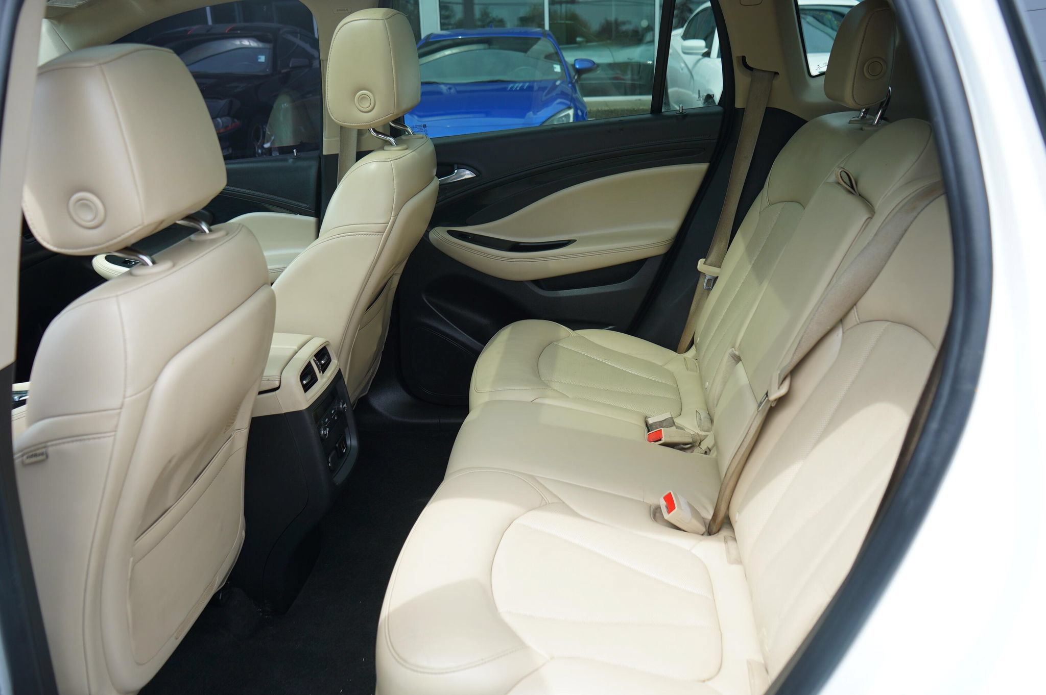 Used 2017 Buick Envision Premium w/ Driver Confidence Package AWD/4WD image 18