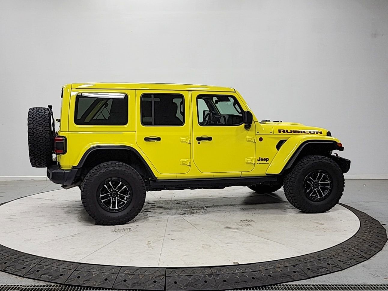 Used 2024 Jeep Wrangler Unlimited Rubicon image 8