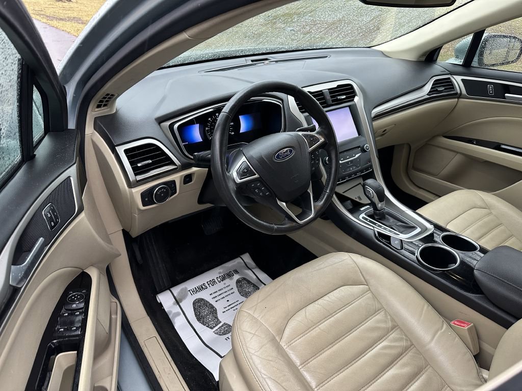 Used 2013 Ford Fusion SE image 9