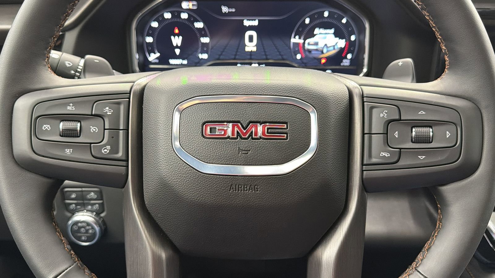 Used 2025 GMC Sierra 1500 AT4 w/ Technology Package image 28