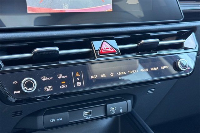 New 2025 Kia Niro EX image 25