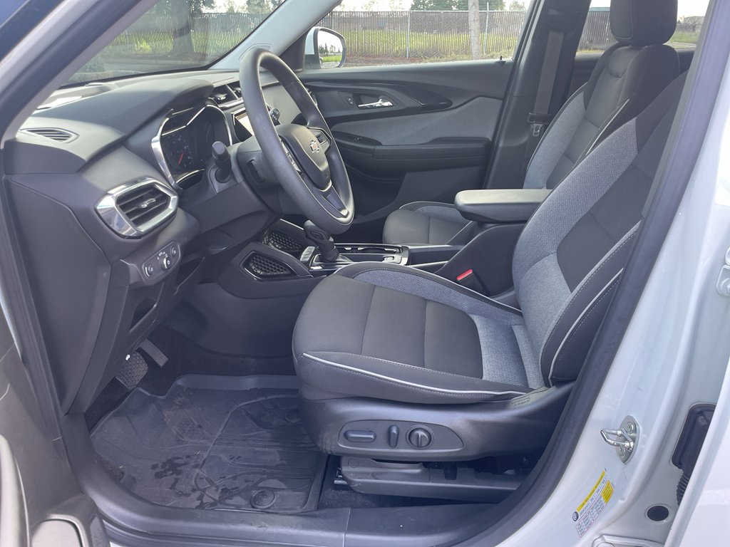 Used 2023 Chevrolet TrailBlazer LT w/ Convenience Package image 15