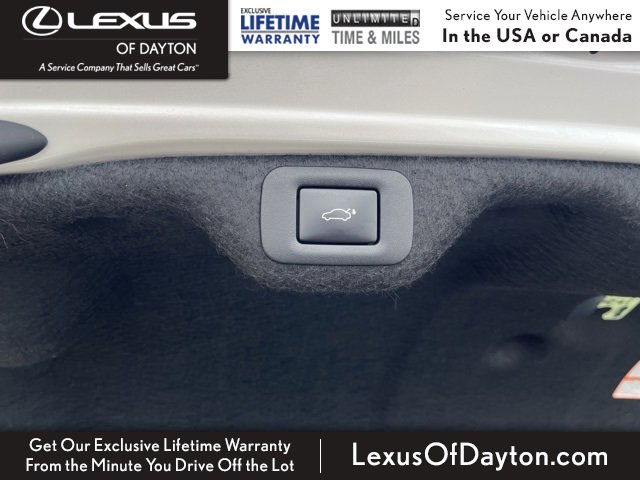 Certified 2023 Lexus ES 250 w/ Premium Package image 38