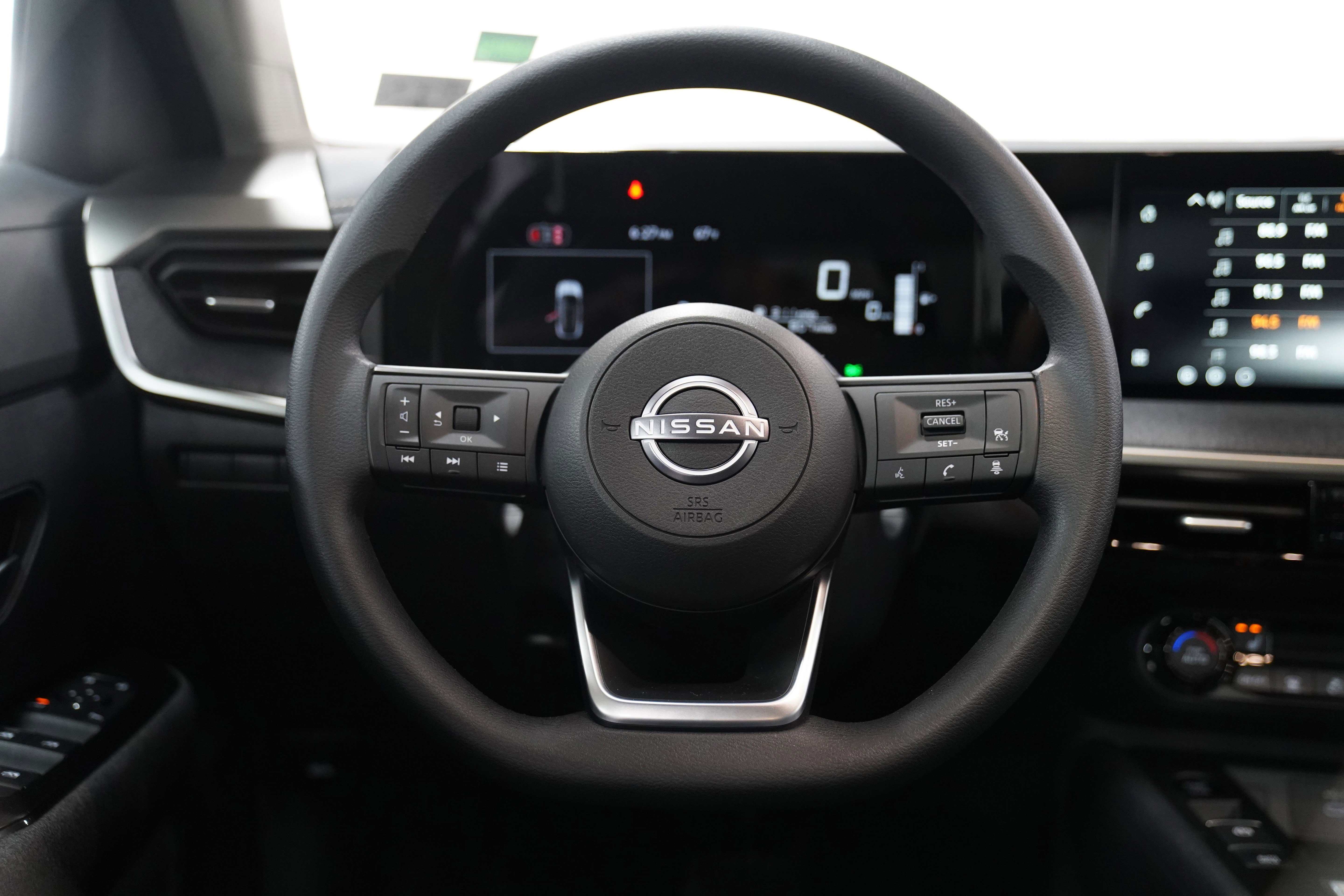 Used 2026 Nissan Kicks SV w/ SV Premium Package AWD/4WD image 18