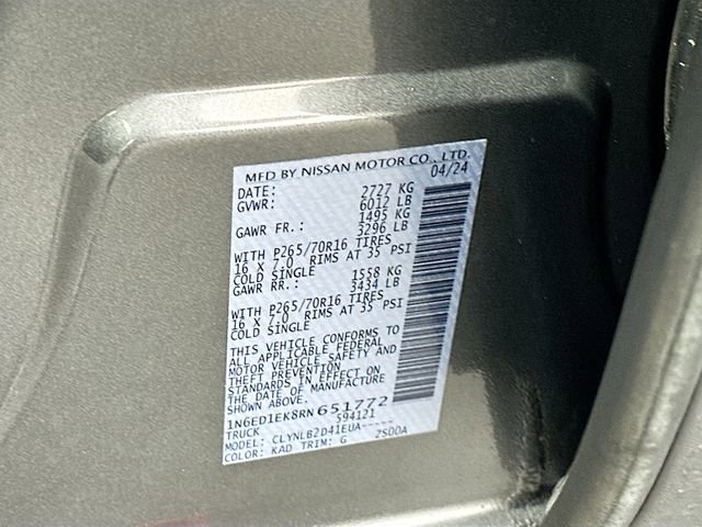 Used 2024 Nissan Frontier SV image 29