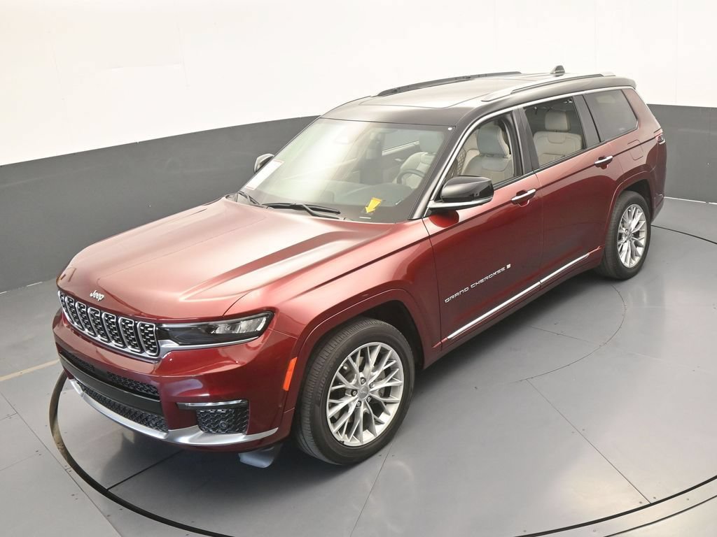 Used 2023 Jeep Grand Cherokee L Summit w/ Luxury Tech Group V AWD/4WD image 56