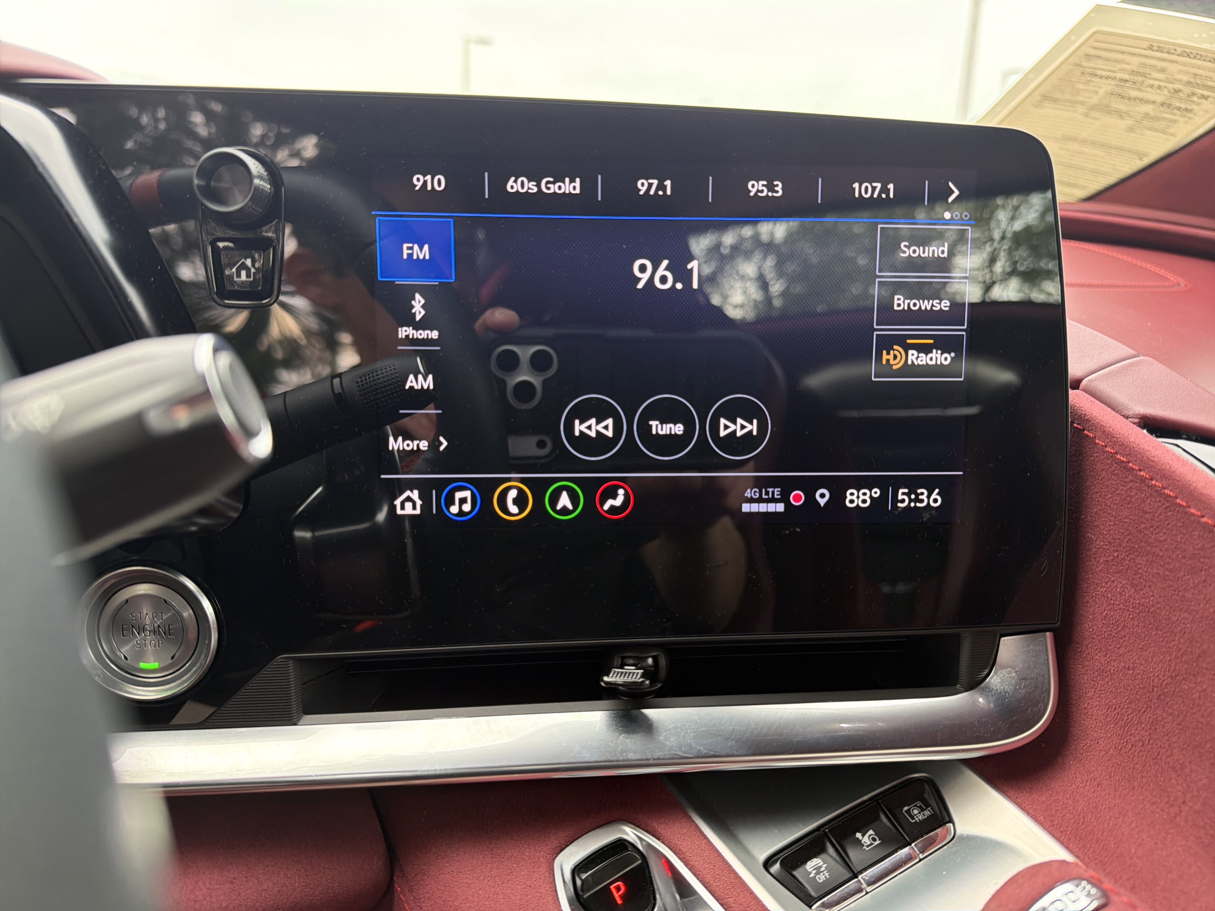 Used 2021 Chevrolet Corvette Stingray Premium Conv w/ Battery Protection Package image 23