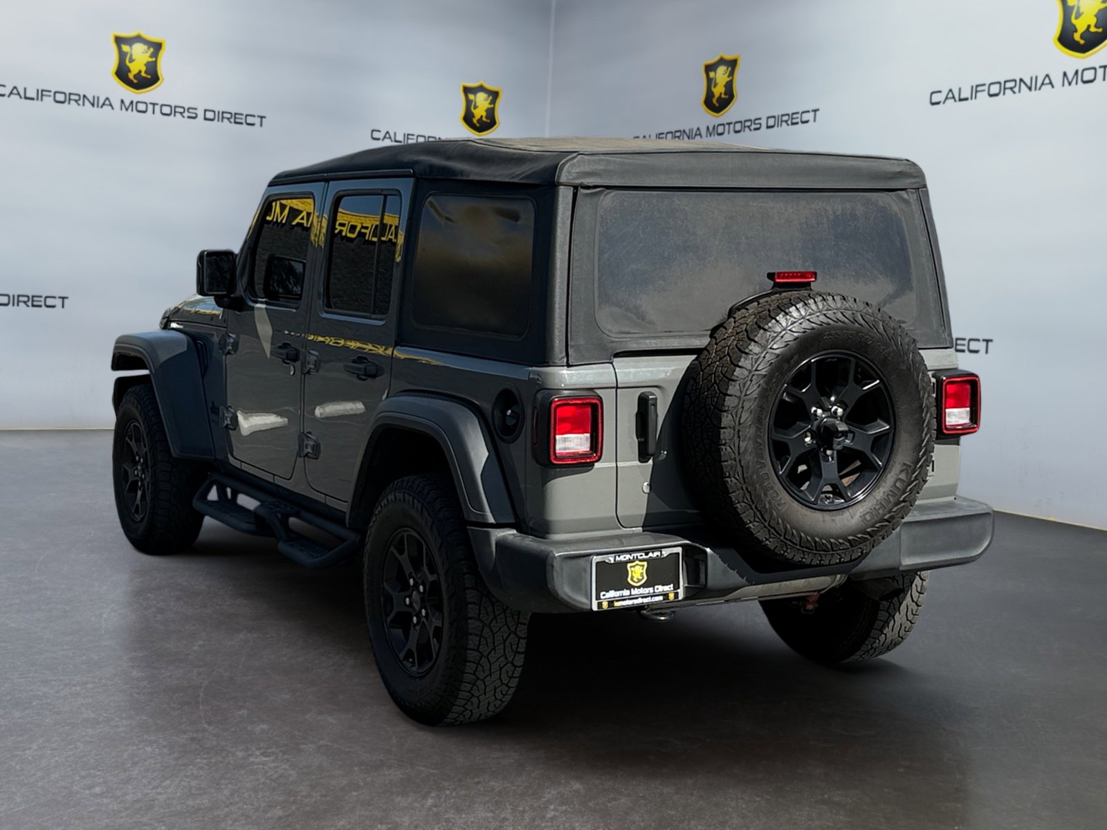 Used 2020 Jeep Wrangler Unlimited Sport image 3