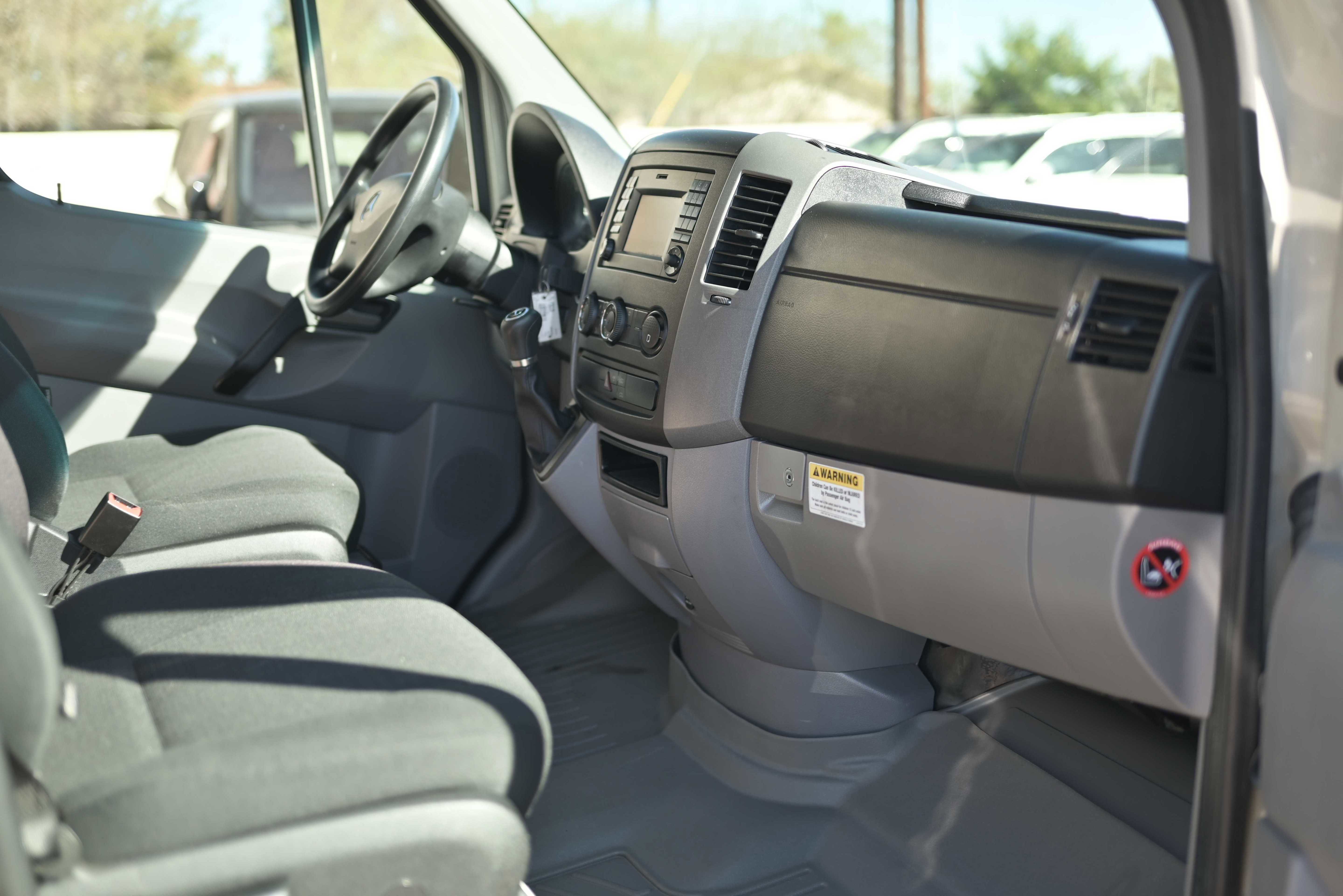 Used 2017 Mercedes-Benz Sprinter 3500 w/ Trailer Hitch Package image 13