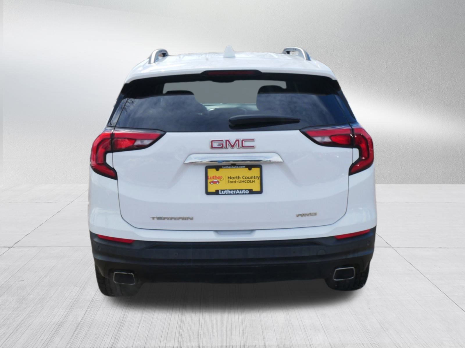 Used 2018 GMC Terrain SLE w/ Driver Convenience Package image 6