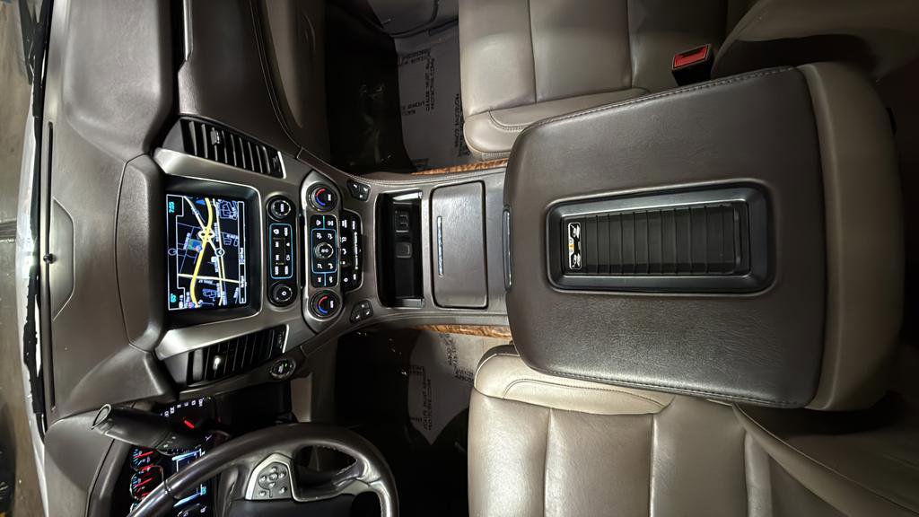 Used 2020 Chevrolet Tahoe Premier image 32