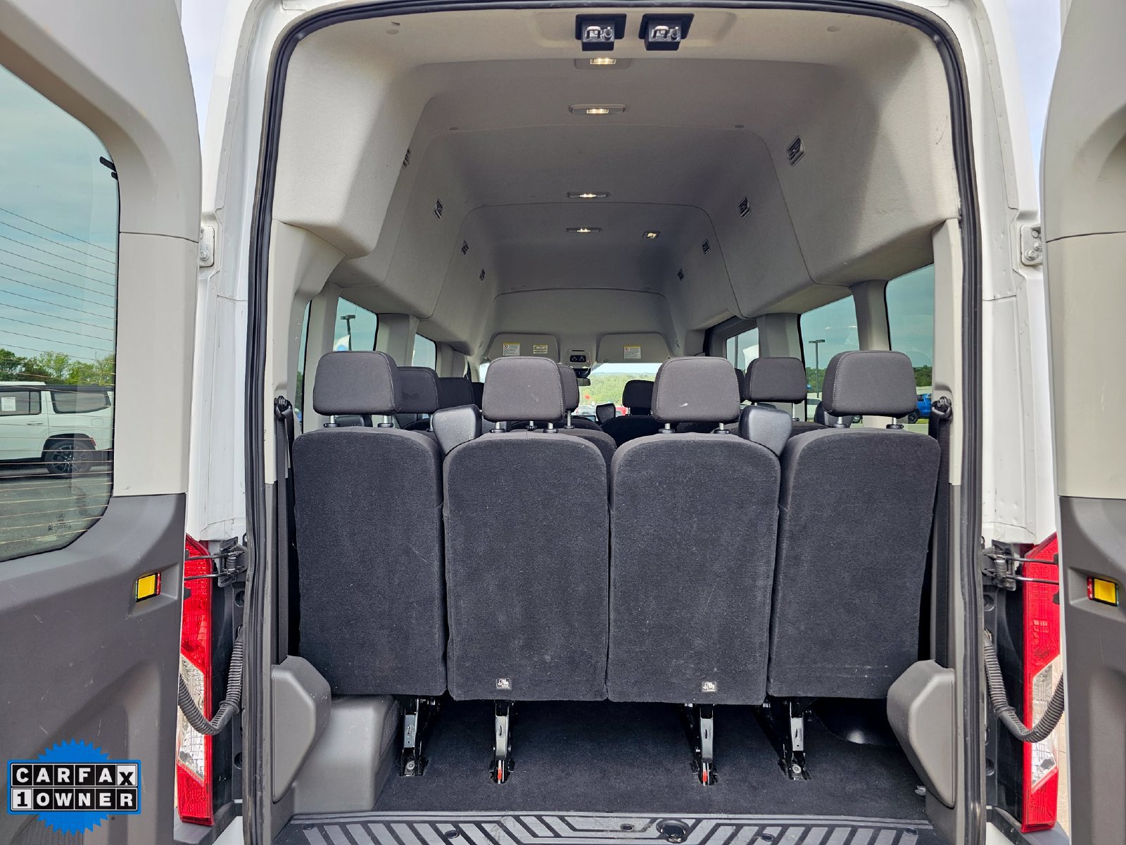 Used 2025 Ford Transit 350 XLT RWD image 28