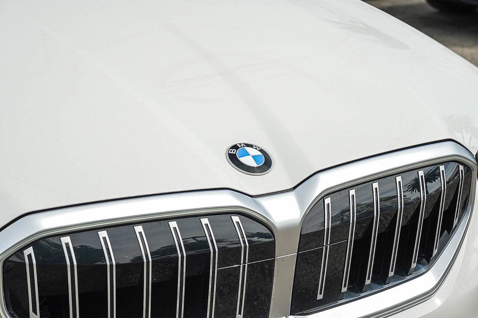 Certified 2025 BMW 530i image 9