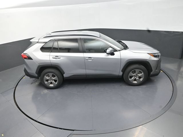 Used 2024 Toyota RAV4 XLE FWD image 30