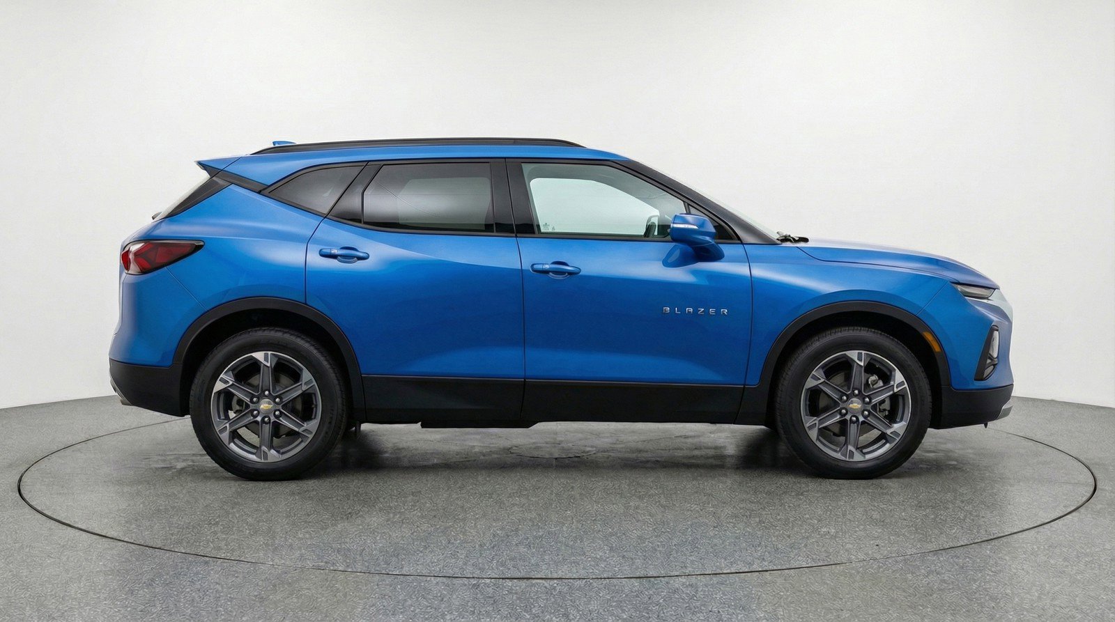 Used 2025 Chevrolet Blazer LT image 11