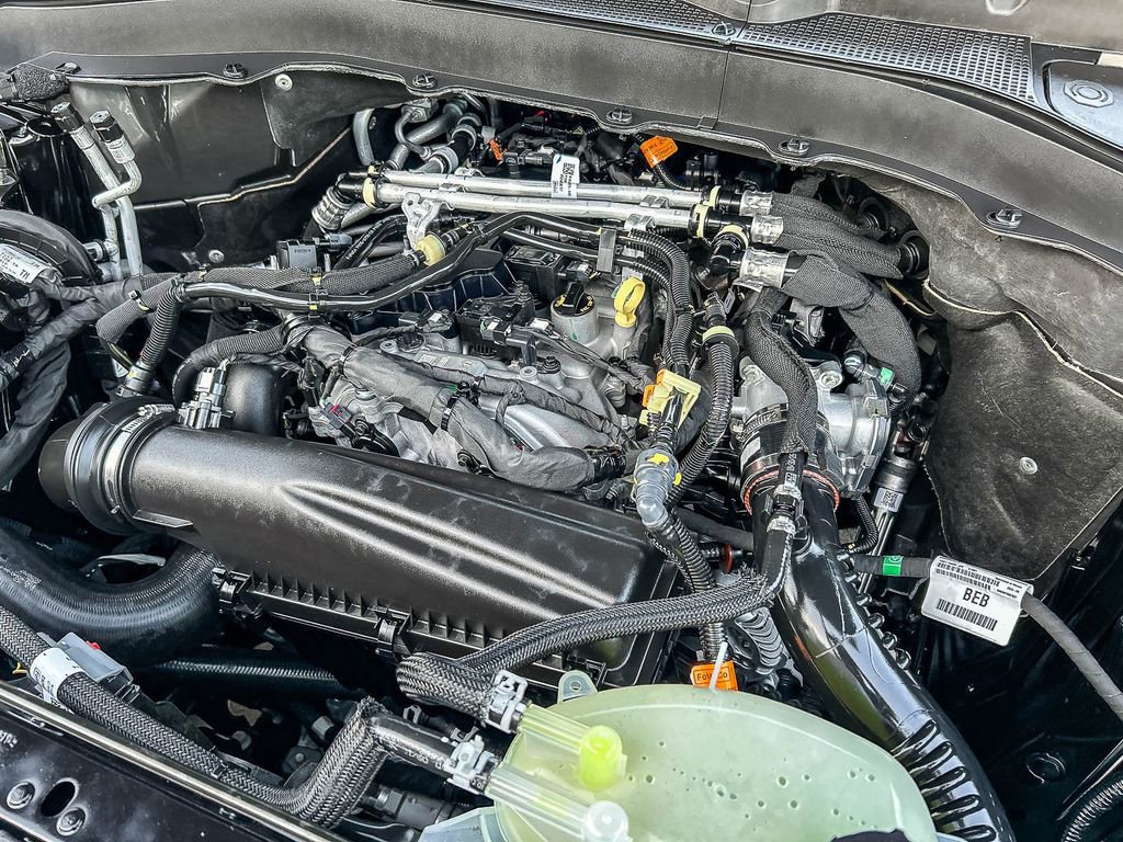 Used 2026 Ford Explorer Active RWD image 33