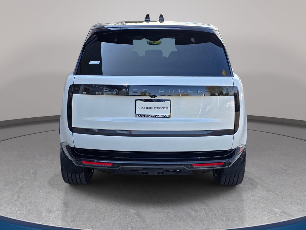 New 2026 Land Rover Range Rover Long Wheelbase SE AWD/4WD image 6