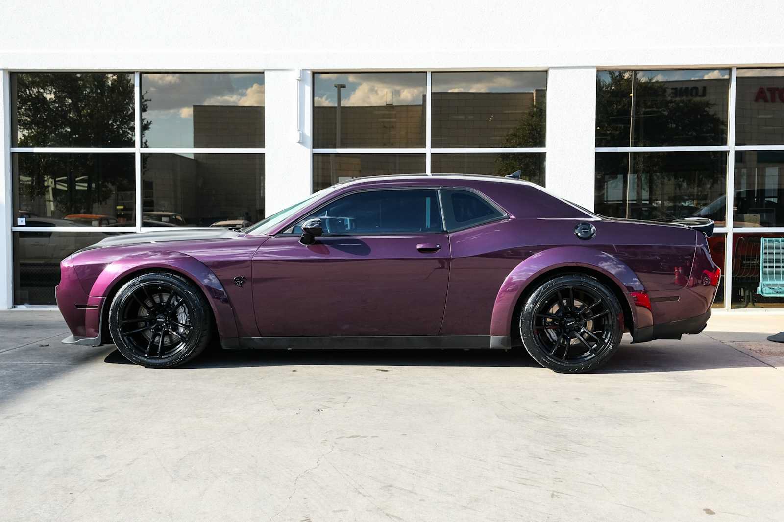 Used 2020 Dodge Challenger SRT Hellcat RWD image 19