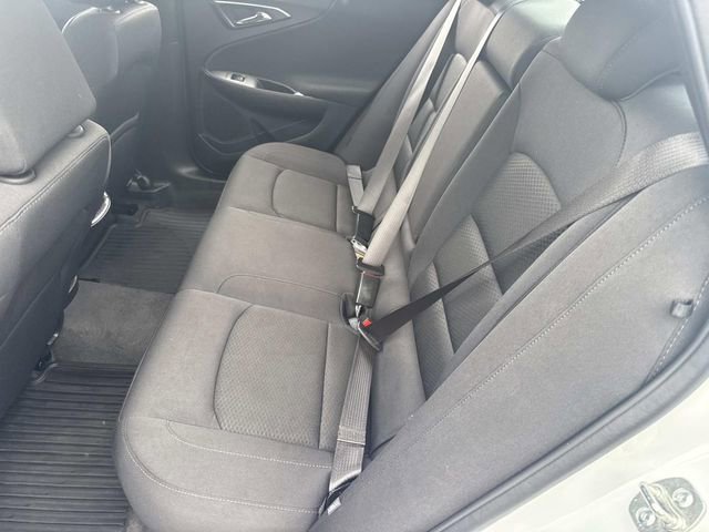 Used 2025 Chevrolet Malibu LT FWD image 18