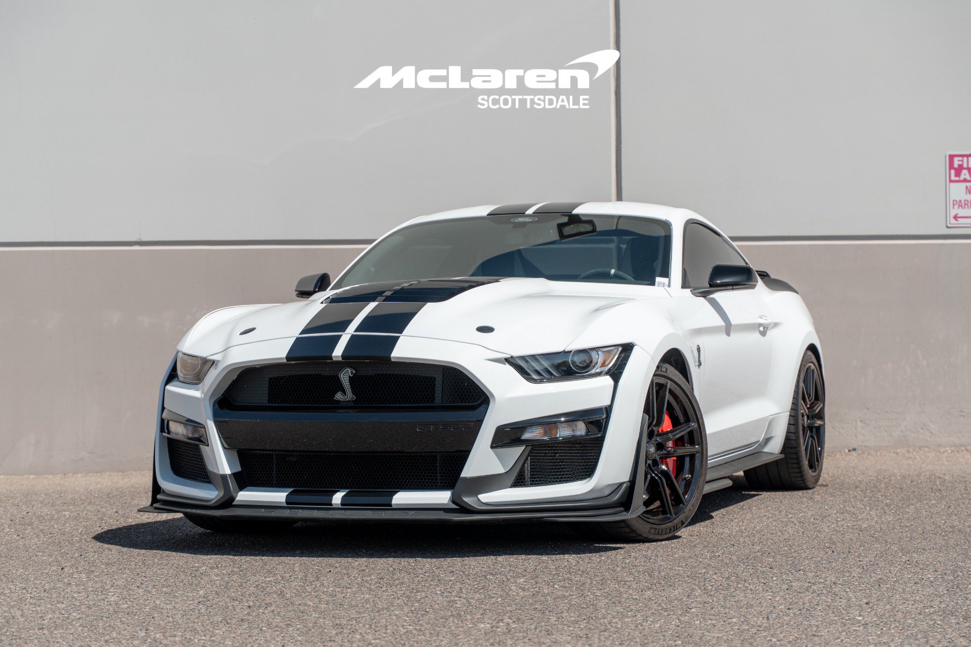 Used 2021 Ford Mustang Shelby GT500 w/ Technology Package RWD image 2