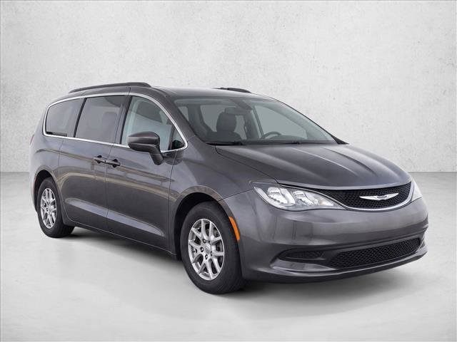 Used 2021 Chrysler Voyager Lxi FWD image 3