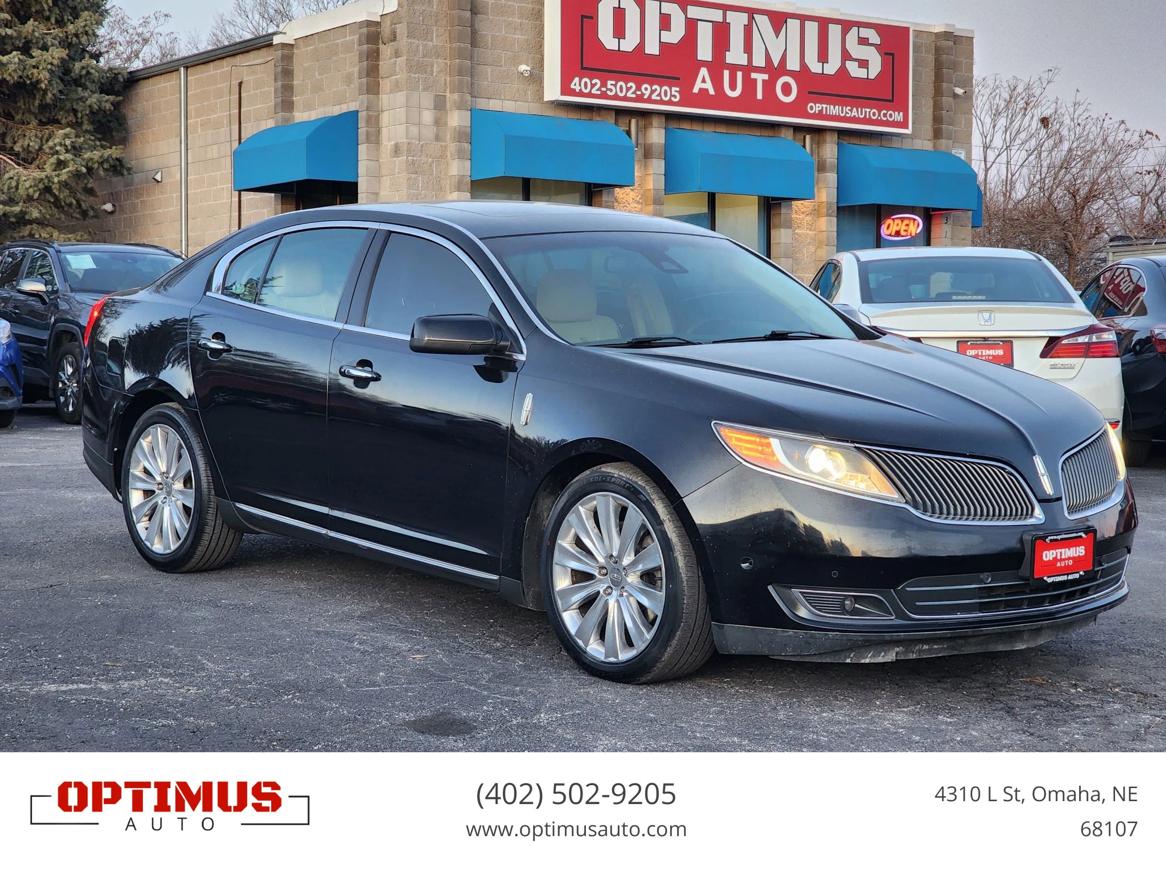 Used 2016 Lincoln MKS AWD w/ Equipment Group 201A image 1
