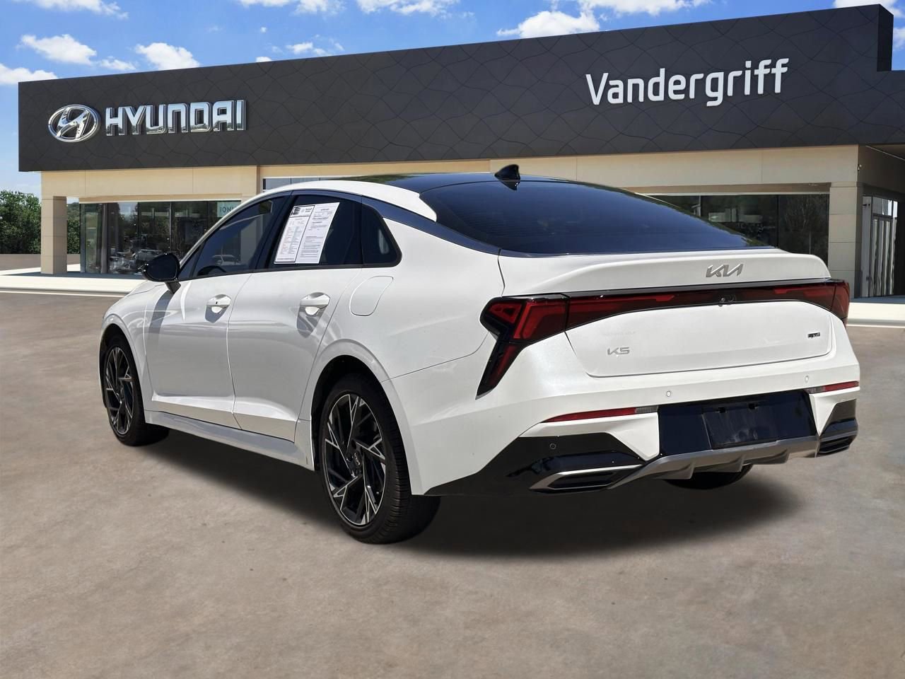 Used 2025 Kia K5 GT-Line w/ GT-Line Premium Package FWD image 8