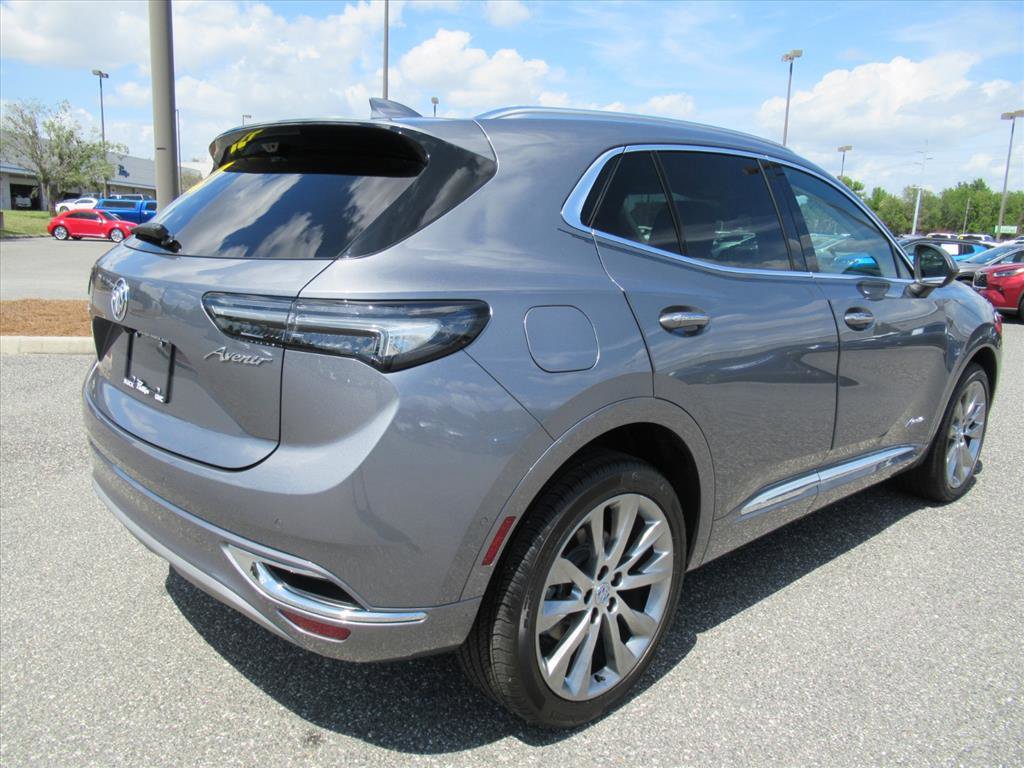 Used 2022 Buick Envision Avenir w/ Technology Package II image 7