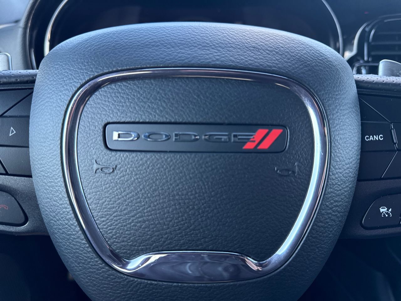 Used 2025 Dodge Durango R/T image 30
