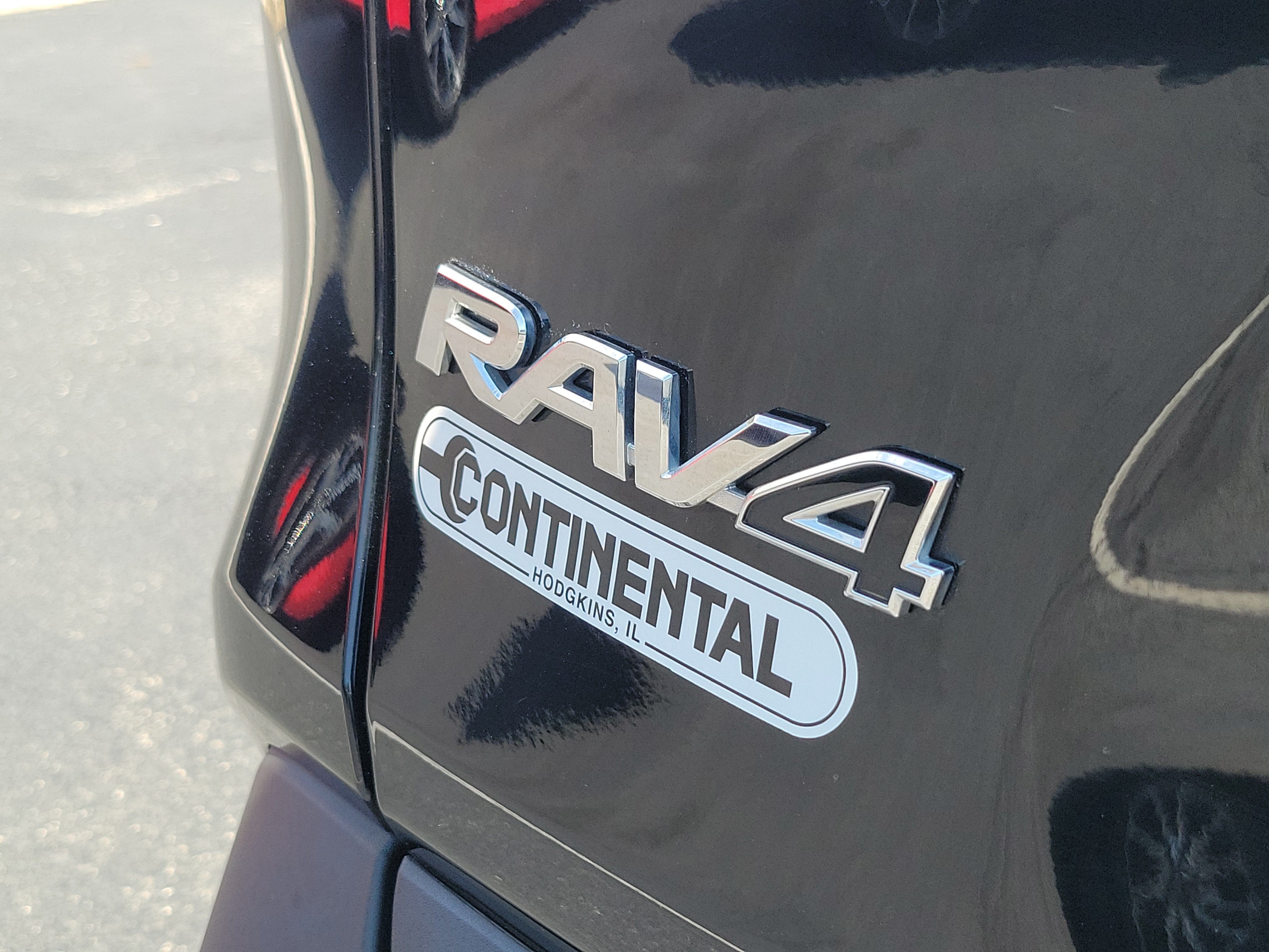 Certified 2025 Toyota RAV4 XLE AWD/4WD image 8