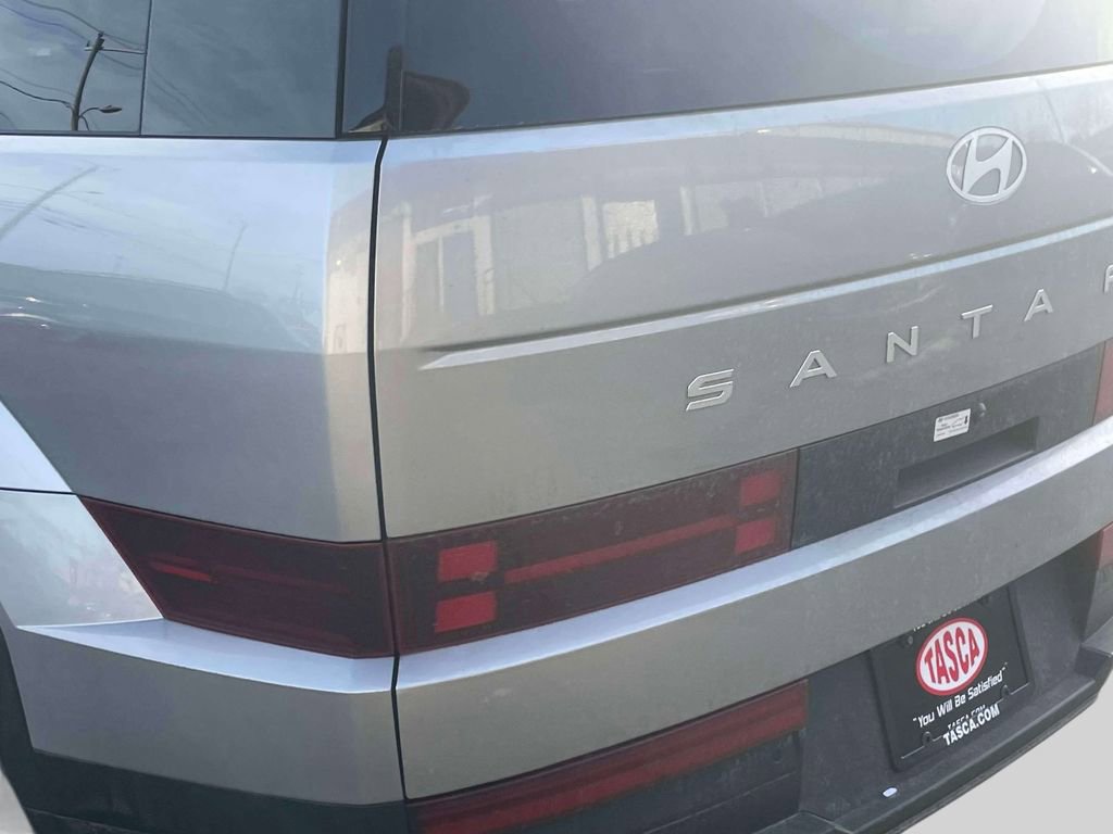 Used 2025 Hyundai Santa Fe SE image 11