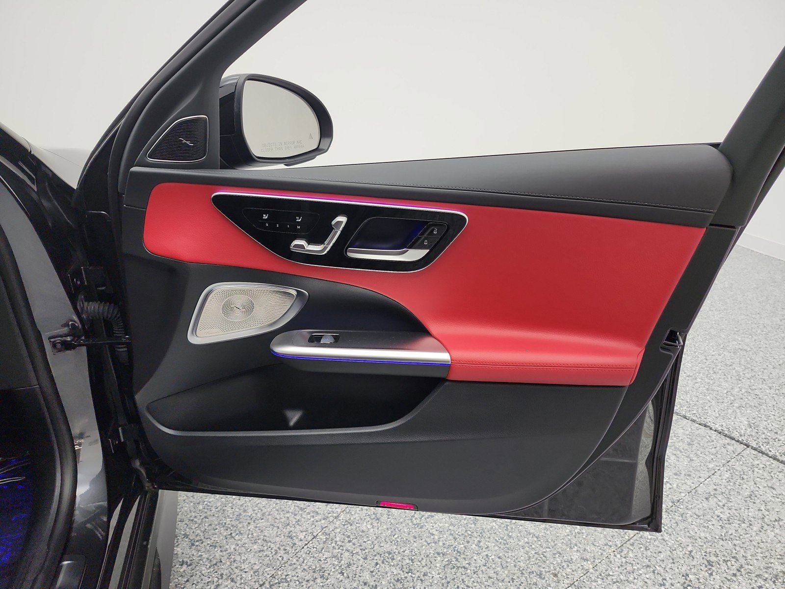 Used 2024 Mercedes-Benz C 300 Sedan image 25