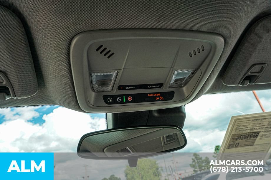 Used 2024 Chevrolet Malibu LT FWD image 32