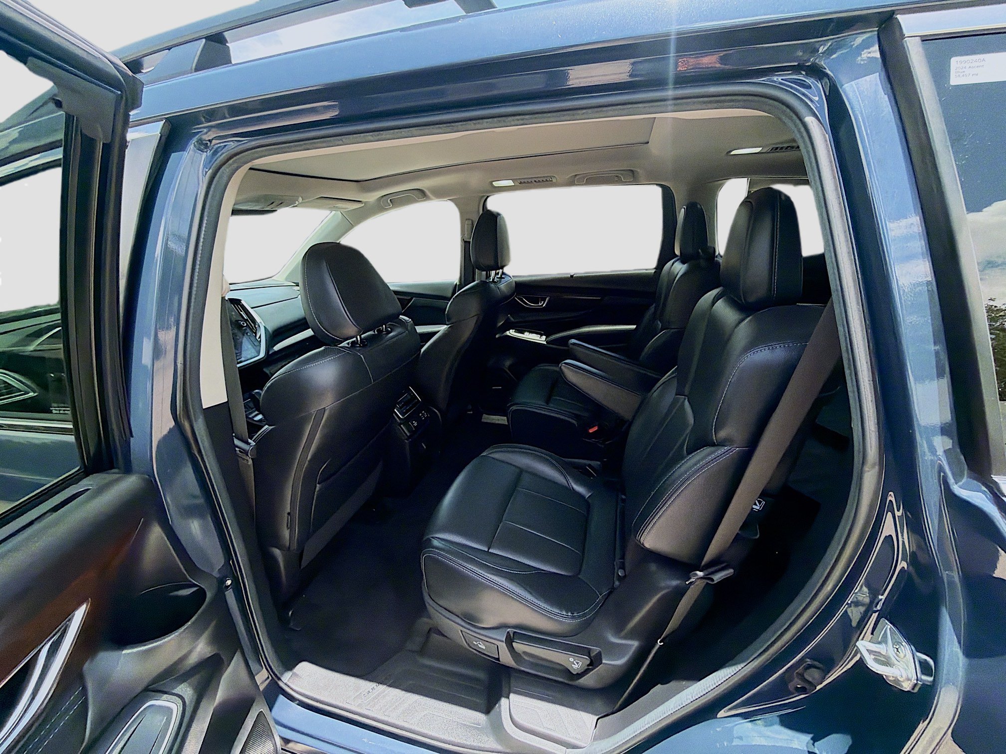 Used 2024 Subaru Ascent Touring AWD/4WD image 21
